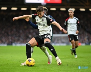 Quan chức Fulham: Hoàn tất gia hạn hợp đồng với đội trưởng Cairney, hợp đồng mới có thời hạn đến hè 2025