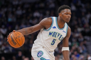 Timberwolves chỉ mất 41 trận để đạt được 30 trận thắng trong mùa giải này, thời gian nhanh thứ hai trong lịch sử nhượng quyền thương mại và chỉ chậm hơn một trận so với kỷ lục nhượng quyền thương mại.