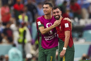 37 pha kiến ​​tạo của B Fee ở Premier League đã ngang bằng với Cristiano Ronaldo, chỉ đứng sau Nani trong số các cầu thủ Bồ Đào Nha với 43 pha kiến ​​tạo.