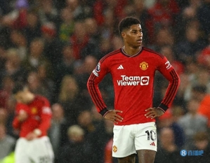 Lương hàng tuần 300.000 bảng! Các nhân chứng khẳng định Rashford đang mang theo một túi đựng tiền mặt! Thái độ khác thường"