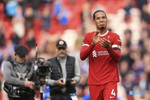 Van Dijk cán mốc 250 trận cho Liverpool, ghi 21 bàn, thắng 171 trận