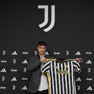 Chính thức Juventus: Ký hợp đồng với tiền vệ người Argentina Barido năm 2008, hợp đồng đến năm 2026