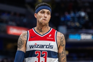 Chơi tốt! Kuzma ghi được 27 điểm và 12 rebound trong loạt sút 12/21.