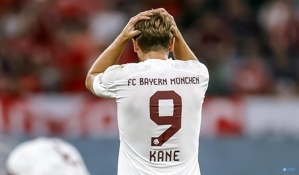 Bạn muốn trở thành đội dẫn đầu bảng Bundesliga? Kane có 27 bàn và 5 kiến ​​tạo sau 24 trận, trong khi Bayern kém ngôi đầu 7 điểm