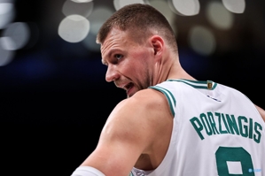 Porzingis: Sự vị tha của nhóm xuất phát từ việc tin tưởng lẫn nhau. Chúng tôi sẽ làm những việc nhỏ cho nhau.