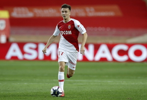 L'Equipe: Nhiều đội bóng Ngoại hạng Anh đang chú ý tới tiền vệ Golovin của Monaco