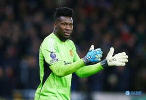 TA: Dữ liệu cho thấy Onana đã ngăn cản Manchester United thủng lưới ít nhất 3 bàn nữa trong nửa đầu mùa giải, và giờ phong độ của anh ấy đã ổn định hơn.