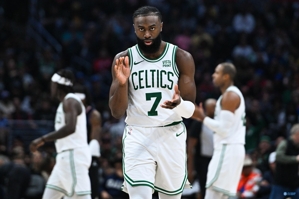 Jaylen Brown nói về chiến thắng này: Toàn đội vừa kết thúc chặng đường và chúng tôi có thái độ đúng đắn