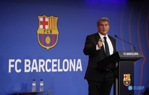 Laporta: Vì tôn trọng Xavi nên chúng tôi chưa nói chuyện với Enrique hay bất kỳ ai