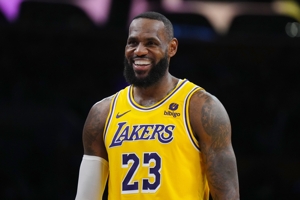 Sau khi James gửi một biểu tượng cảm xúc, Lakers đã có 21 trận thắng và 8 trận thua và là đội có thành tích tốt nhất tại Western Conference trong cùng thời gian.