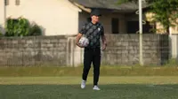 Peter de Roo Isyaratkan Persis Segera Umumkan Satu Pemain Impor Lagi Jelang Super League 2025/2026